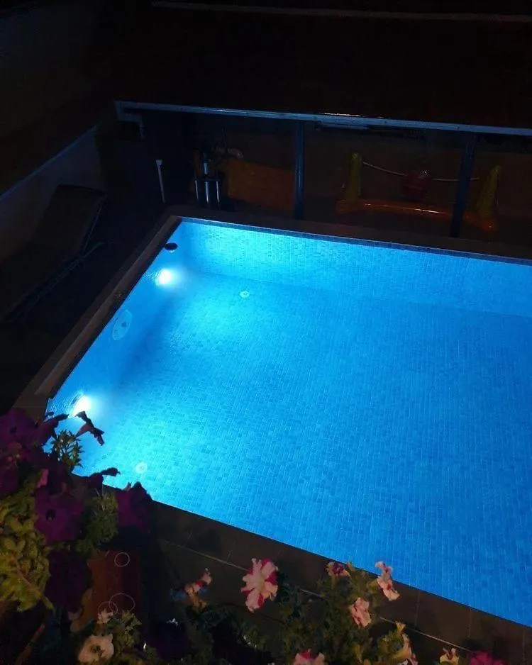 Studio Complete Plus Pool, 1 Panglao Apartment